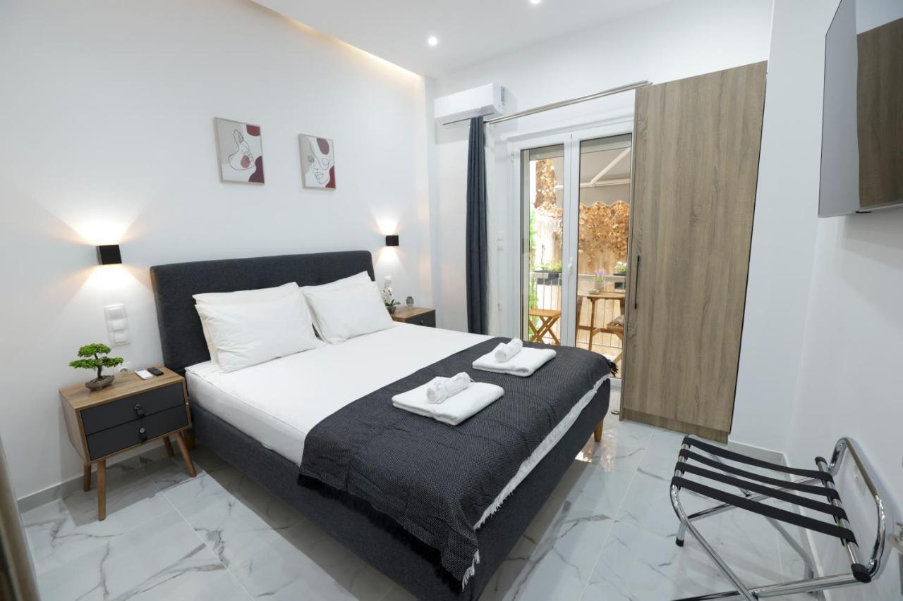 Apollo 2 Bd Jacuzzi Suite Athena Bagian luar foto