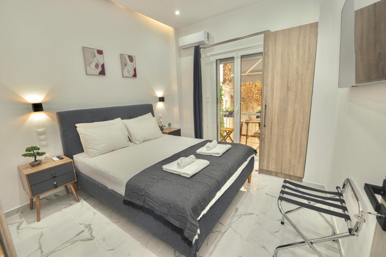 Apollo 2 Bd Jacuzzi Suite Athena Bagian luar foto